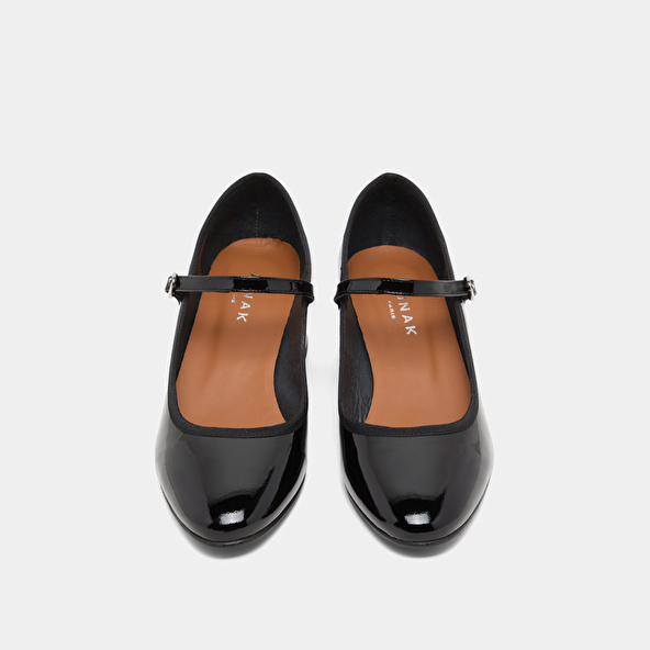 Heeled slippers in black patent leather | DALMATIE
