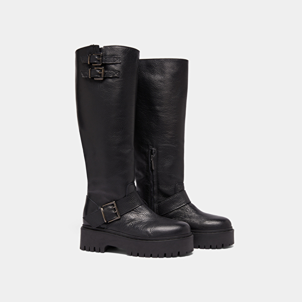 Chunky Strap Boots with Treaded Soles in black grained leather | REINE