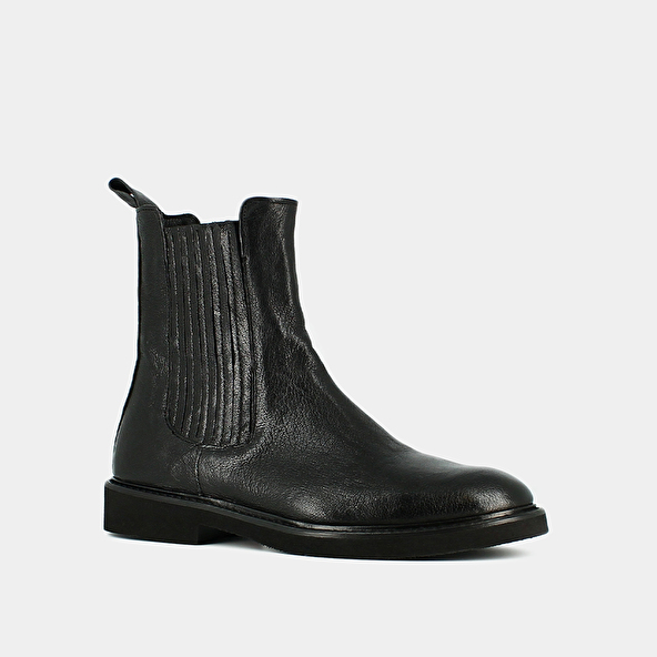 Chelsea boots in black aged leather | RICK