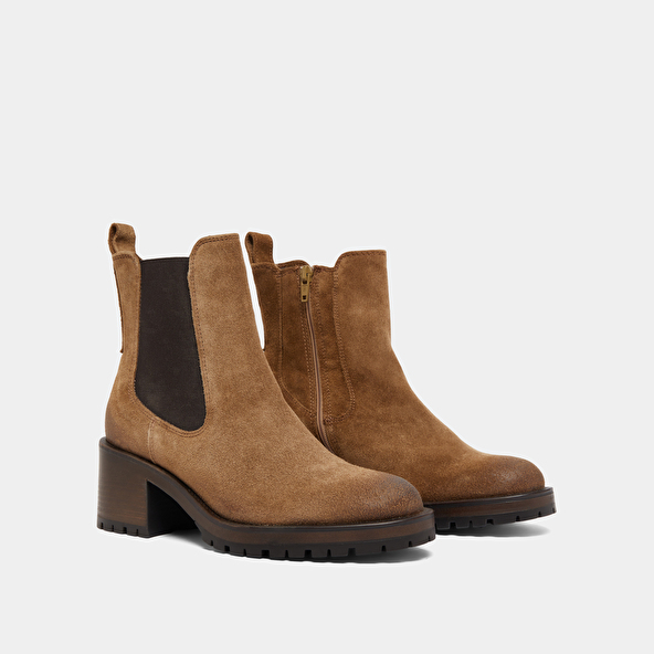 Lowboots with elastic bands in taupe suede | CECILE