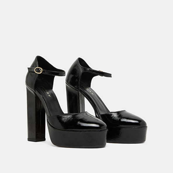Heeled Mary Jane and platforms in black glazed leather | VANCOUVER