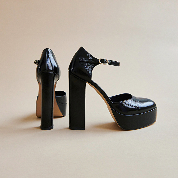 Heeled Mary Jane and platforms in black glazed leather | VANCOUVER