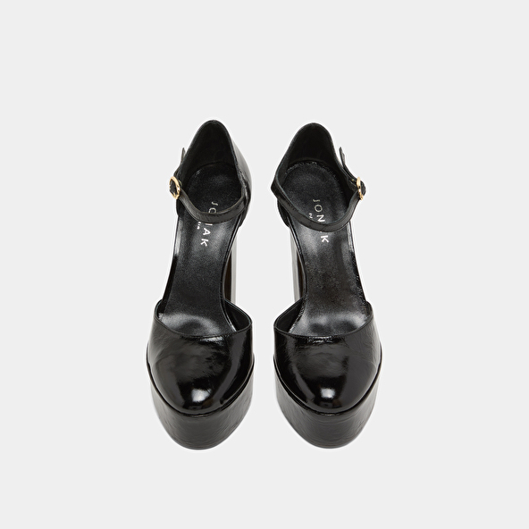 Heeled Mary Jane and platforms in black glazed leather | VANCOUVER