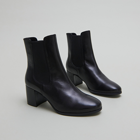 Bottines à talons et élastiques in black leather | ALDERIC