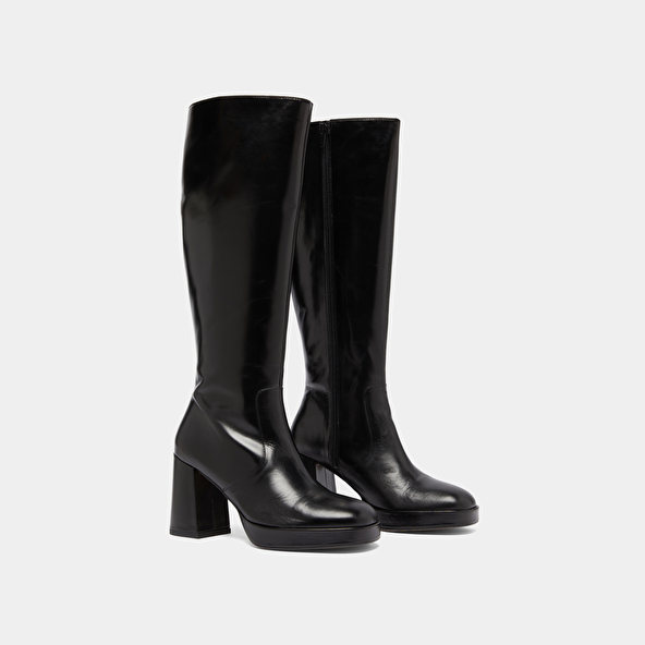 Platform boots in black leather | VENDOME