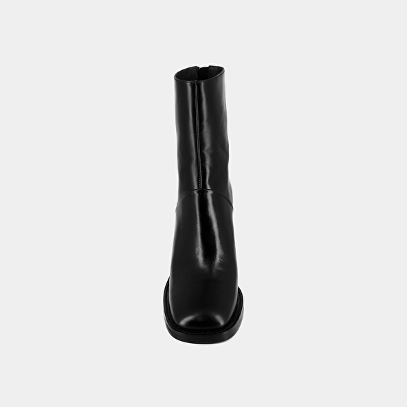 Boots with high heels in black leather | DUTY