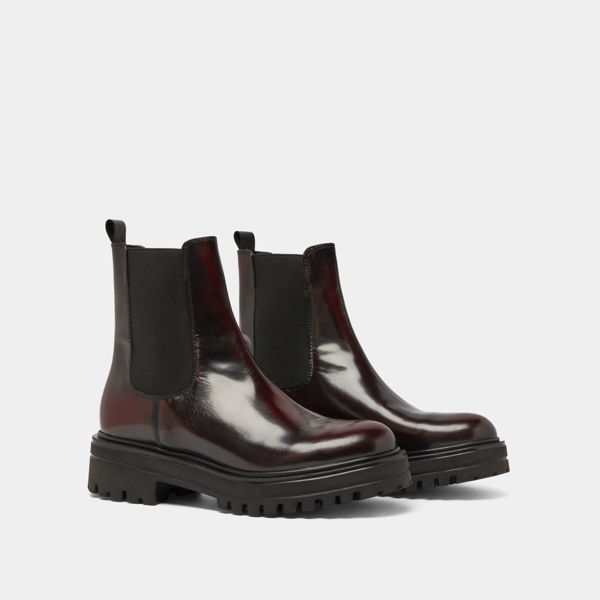 Boots à semelles crantées et élastiques in burgundy patinated leather | AMANDINE