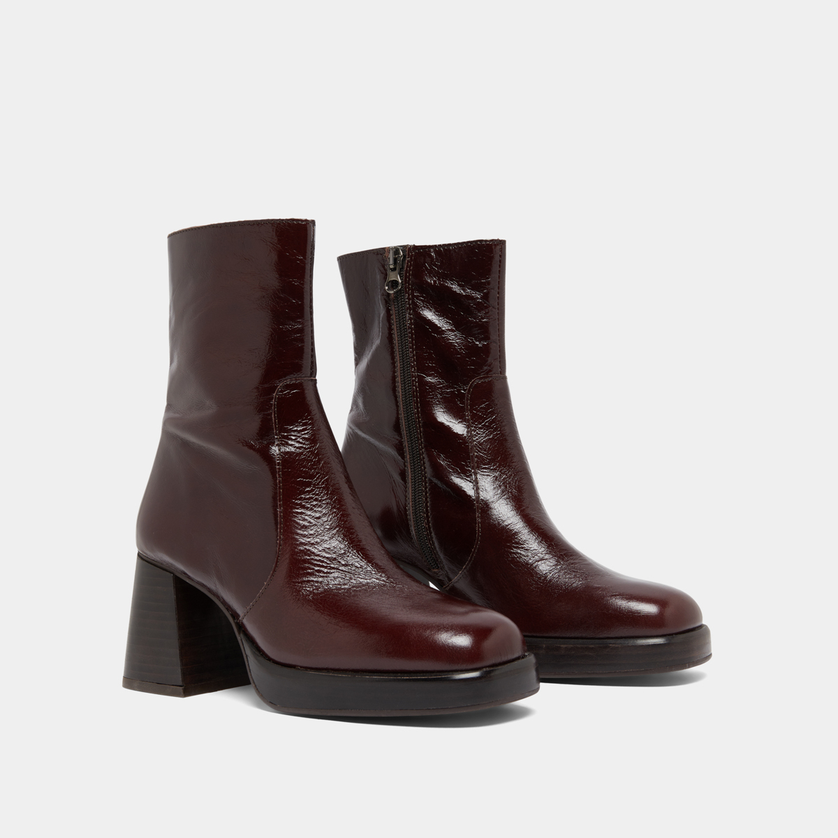 Ankle boots with platforms in dark brown shiny leather | BRIGAND