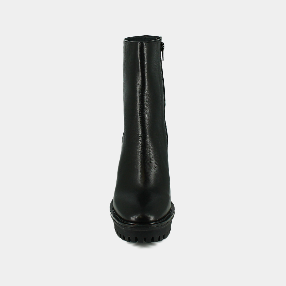 Ankle boots with heels and notched soles in black leather | DONATIEN