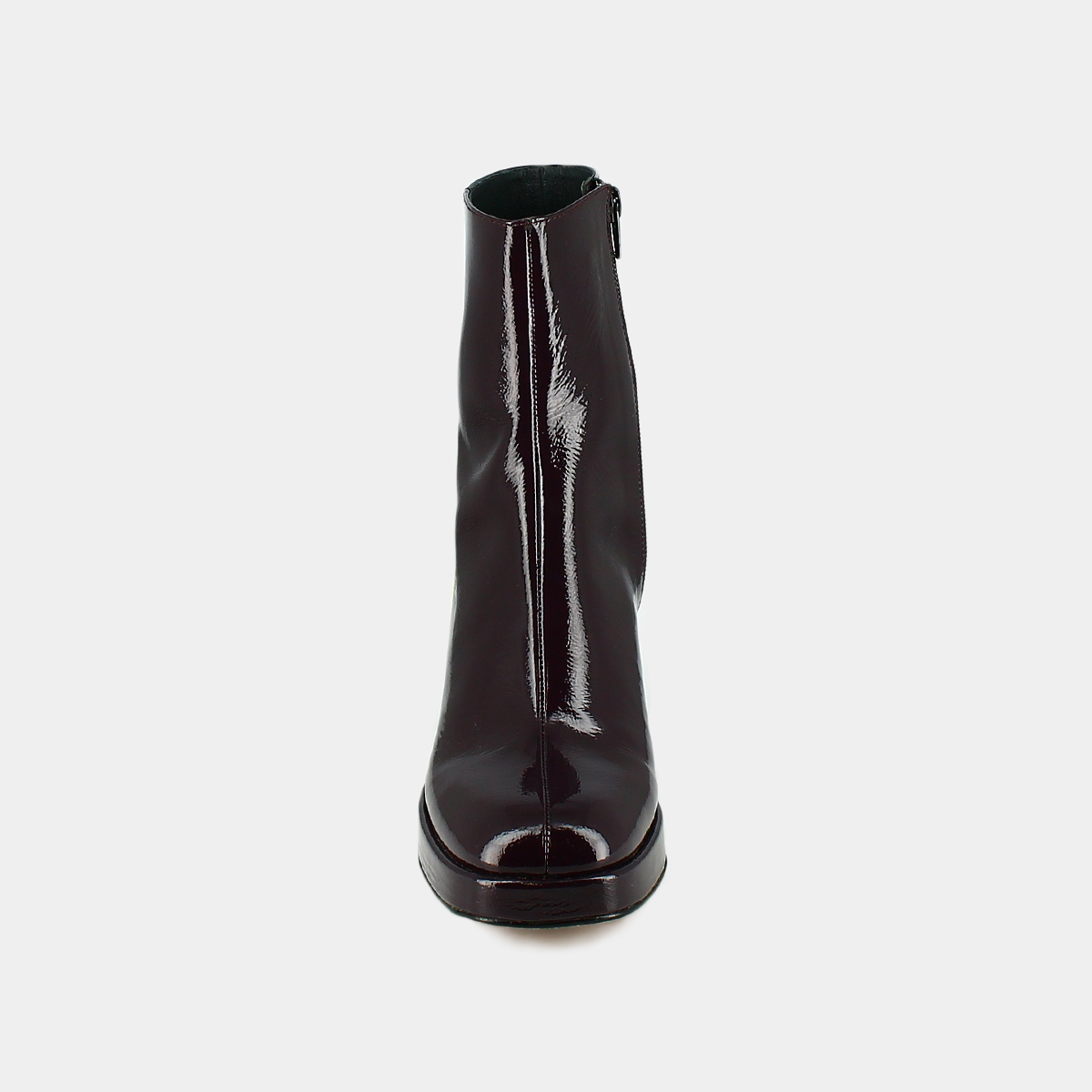 Heeled lowboots in dark purple patent | VORIS