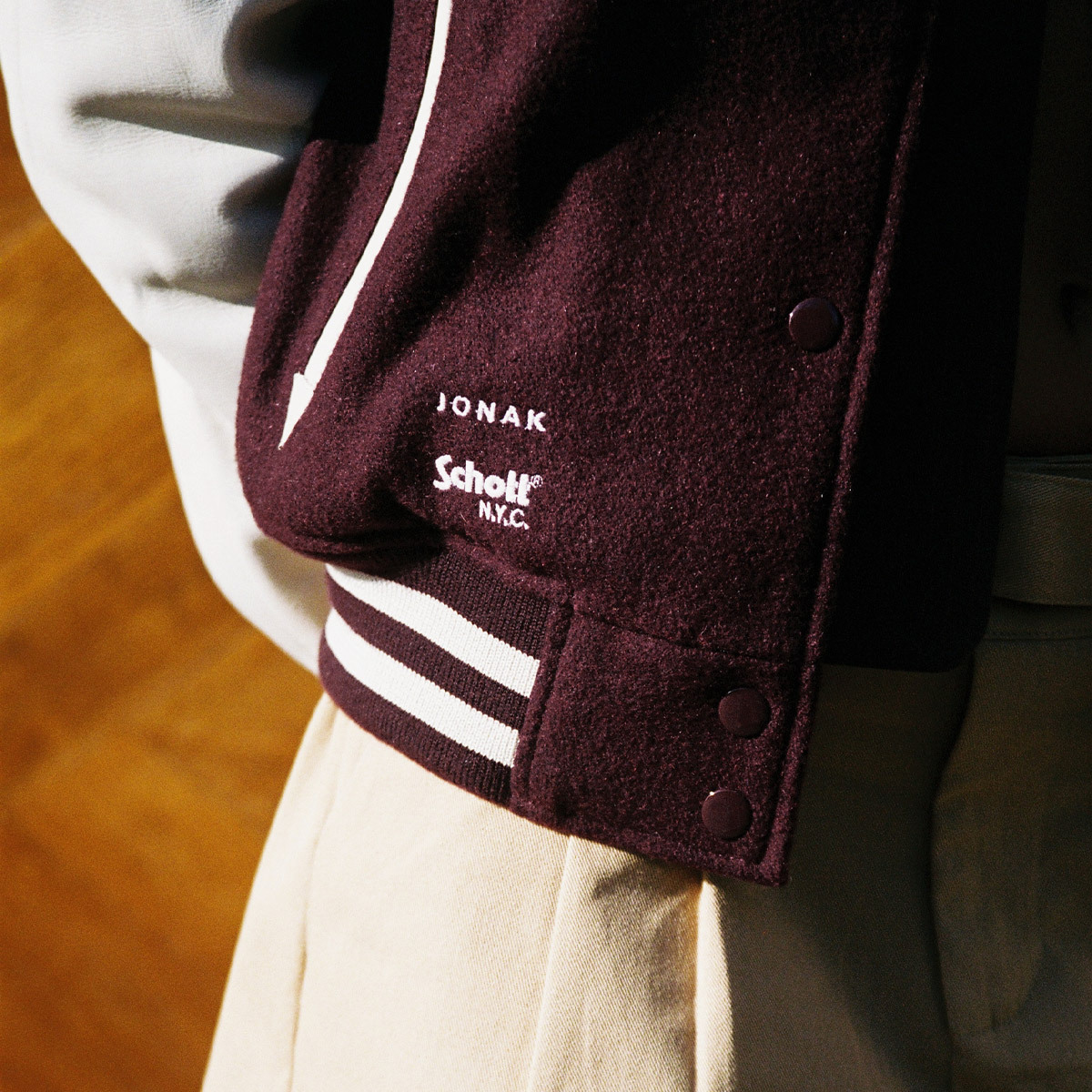 THE JONAK VARSITY in burgundy wool | THE