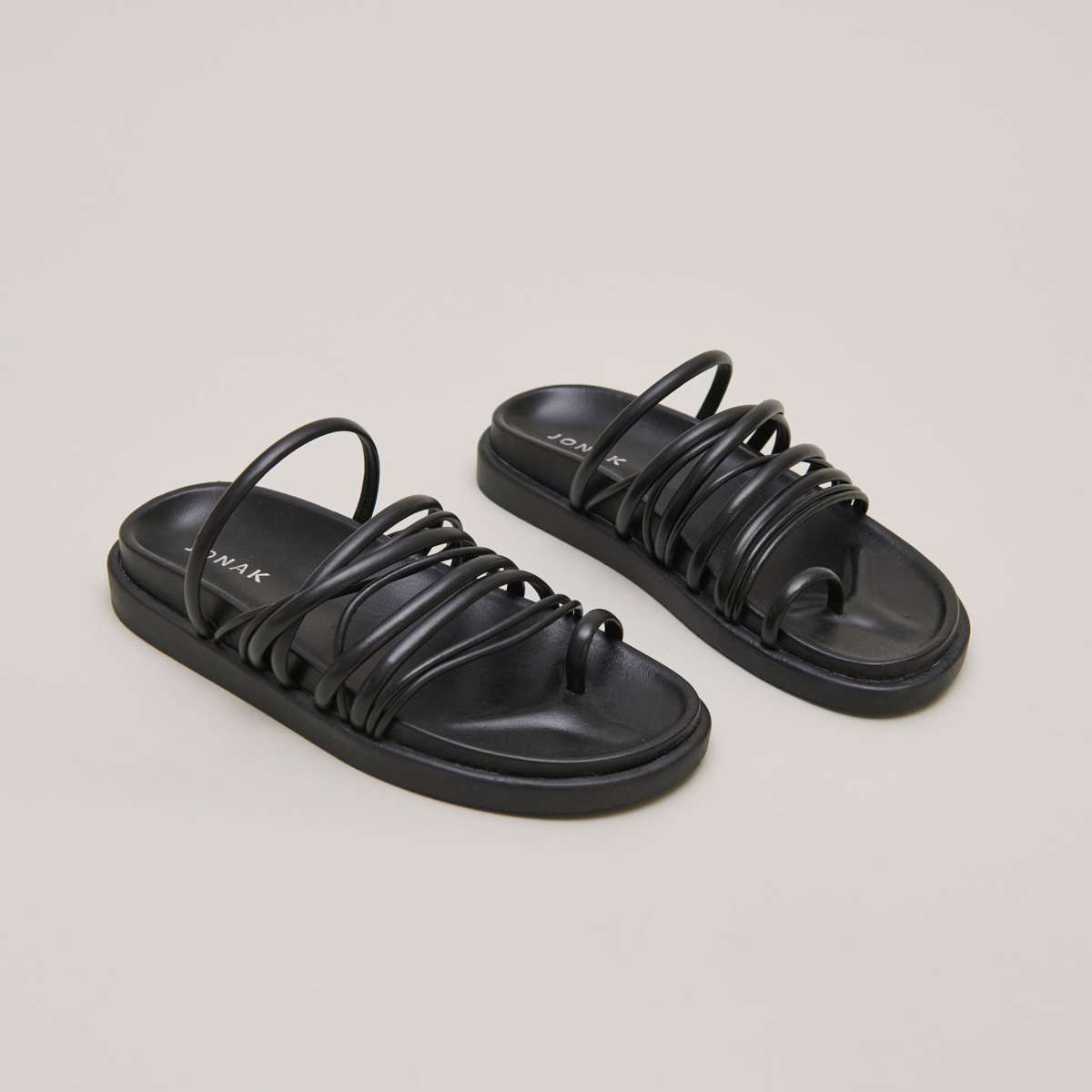 Multi-strap sandals in black leather | WALKMAN
