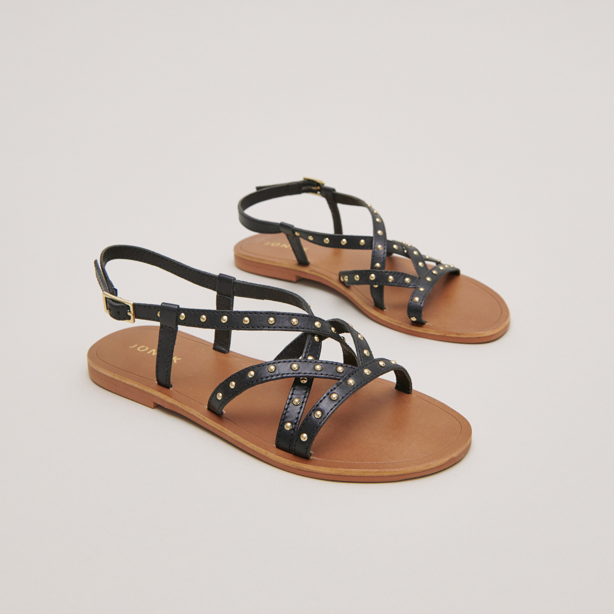 Plagettes with thin straps in black leather | WATERLOO