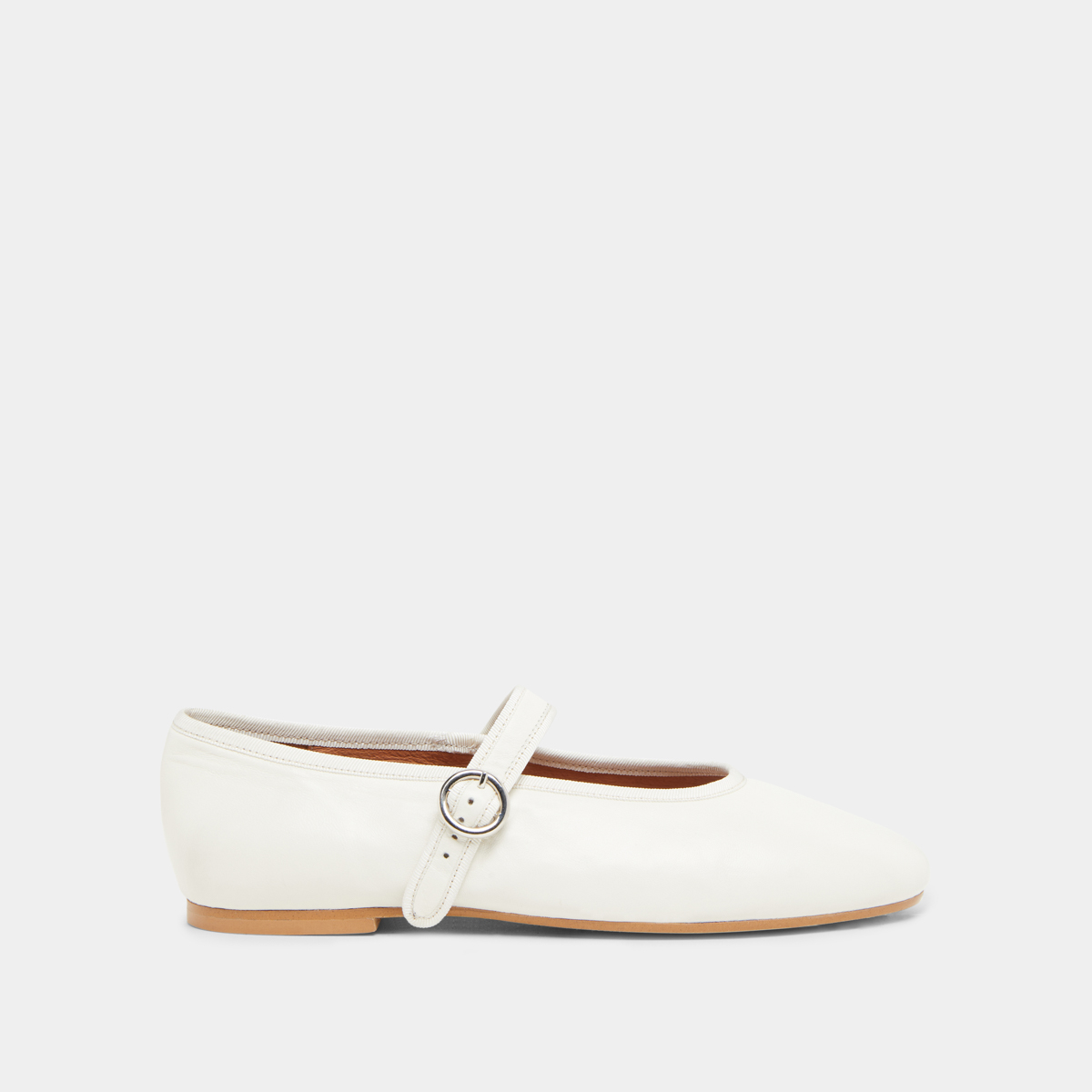 Ballet flats with straps and adjustable buckles in ecru leather | DEESSE