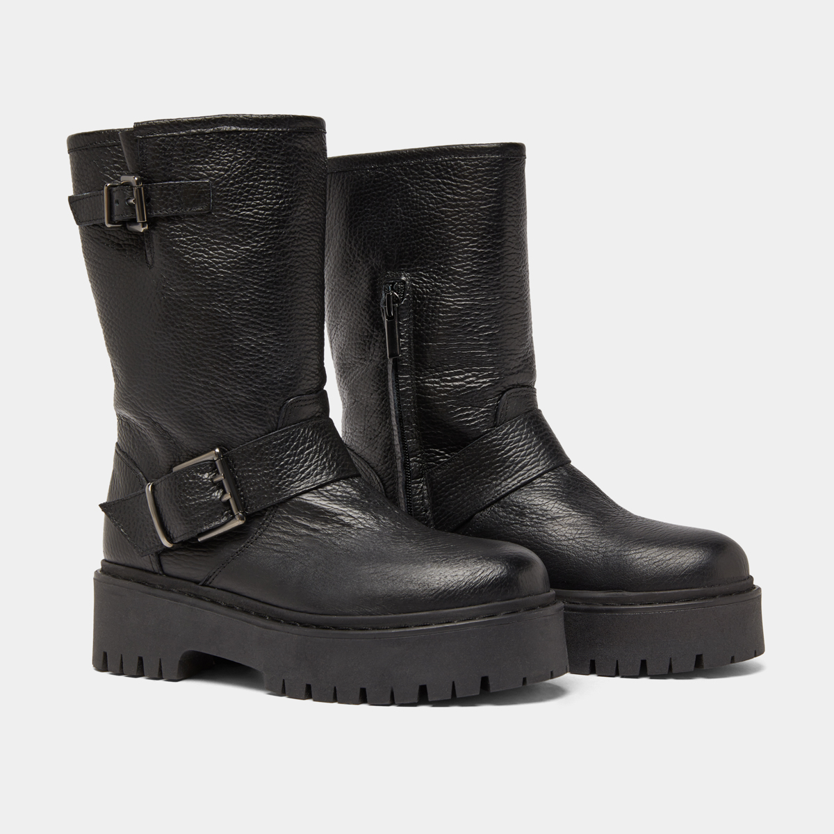 Bottes avec boucles in black grained leather | RICCARDO