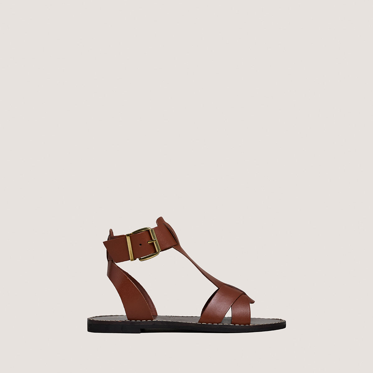 Buckle and strap sandals in cognac leather | WHISPER