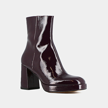 Heeled lowboots purple
