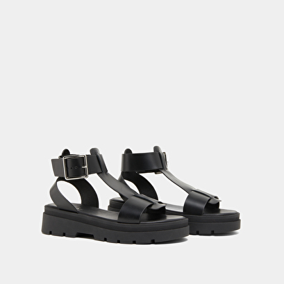 Platform sandals with thick straps black