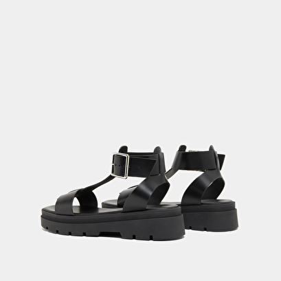 Platform sandals with thick straps black