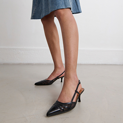 Heeled pumps in shiny black leather and mesh | DAMOISEAU