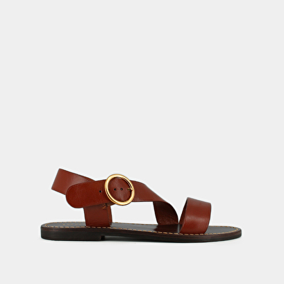 Asymmetrical sandals in cognac leather | WABLO