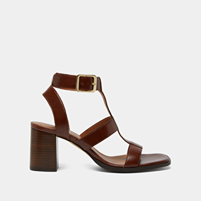 Heeled sandals in brown leather | vilma