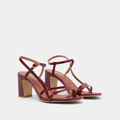 Heeled sandals with straps in burgundy shiny leather | VICOMTE