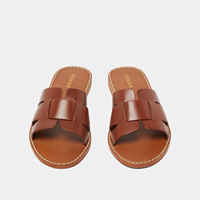 Flat sandals with wide straps in cognac leather | WILOU