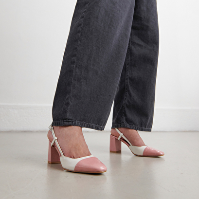 Babies with heels in ecru leather and pink pleated patent | DHAPOP