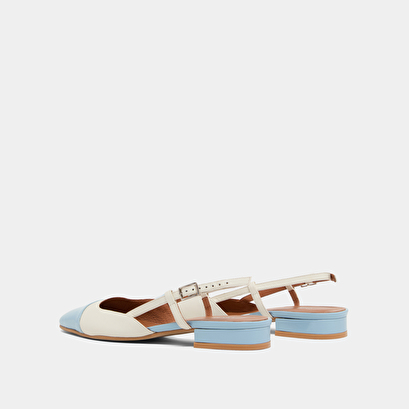 Open back ballet flats in ecru leather and sky blue patent | DHAPOU
