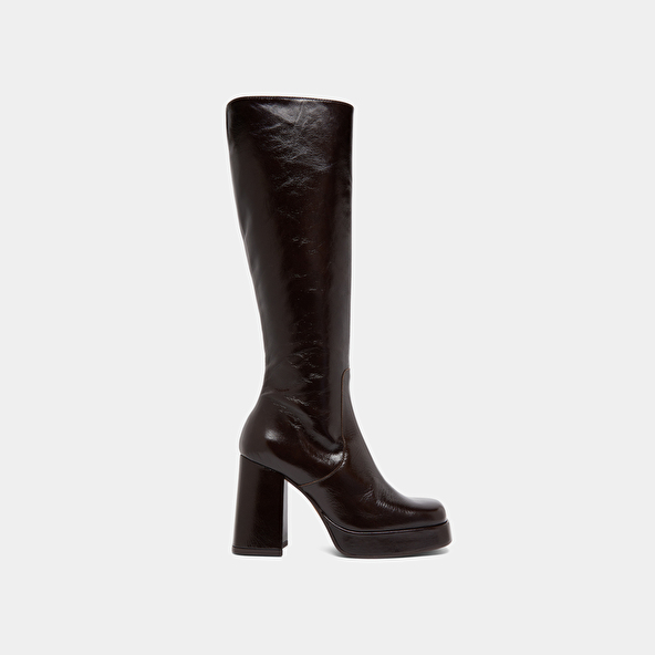 Heeled boots with square-toe in dark brown shiny leather | BRYAN