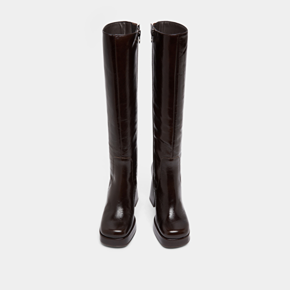 Heeled boots with square-toe in dark brown shiny leather | BRYAN