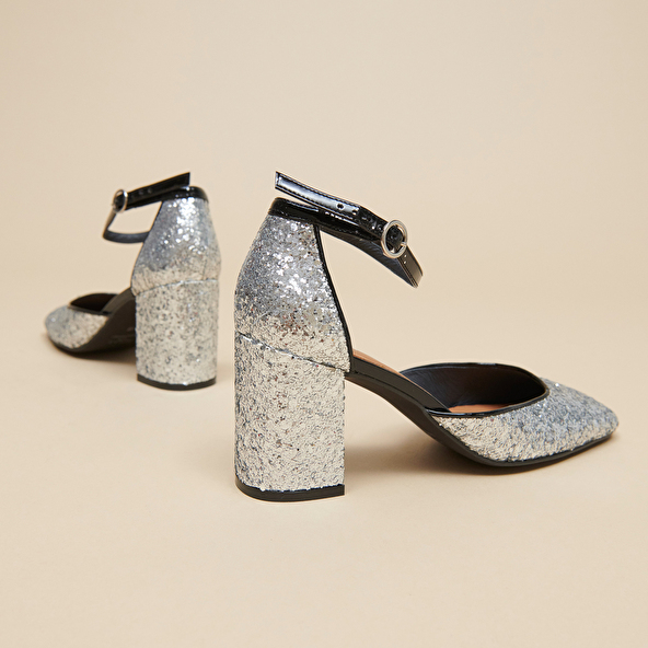 Salomes with straps in silver and black glitter and patent | DOUGGIE
