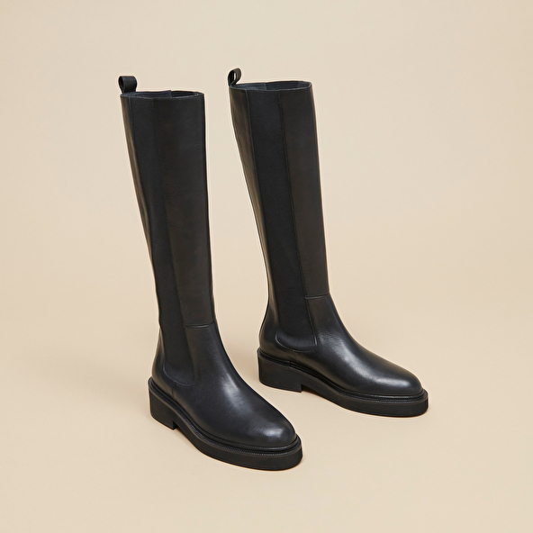 Boots with elastics in black leather | DOLMEN