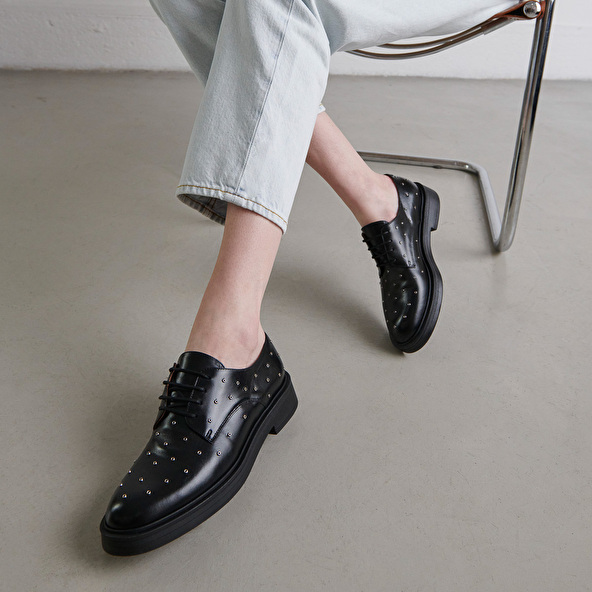 Derbies with silver details in black leather | ABEILLE