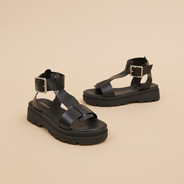 Platform sandals with thick straps in black glazed leather | LILLE