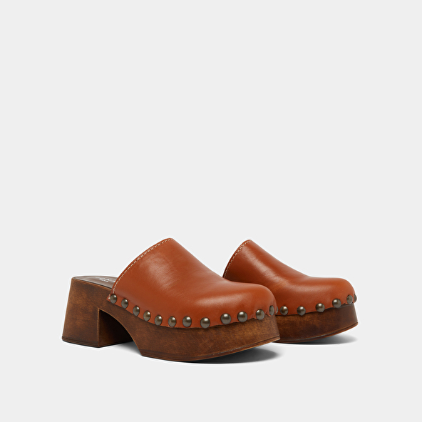 Platform mules in cognac leather | ELLIOT