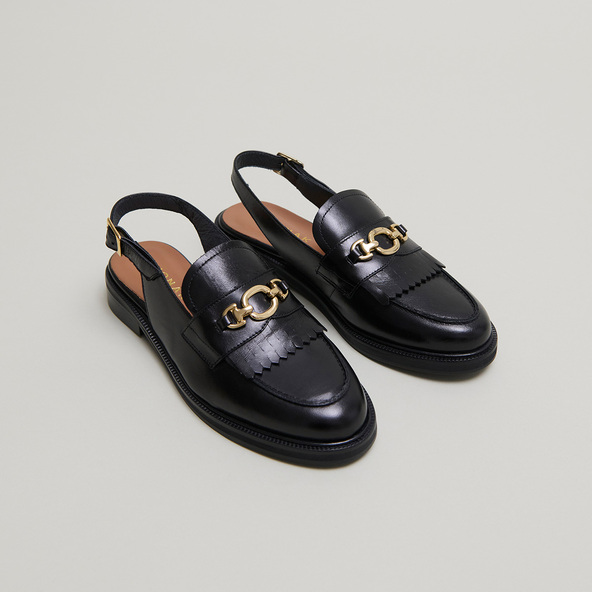 Loafers with open backs in black leather | DELPHY