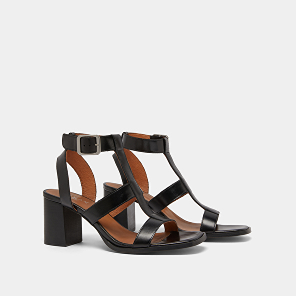 Heeled sandals in black leather | VILMA