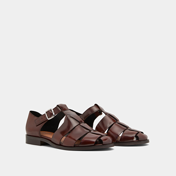 Sandals in brown glazed leather | AGOSTA