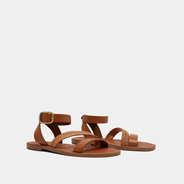 Plagettes with straps in cognac glazed leather | LAUSANNE