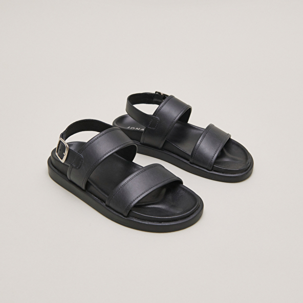 Sandals with double straps in black leather | WICHITA