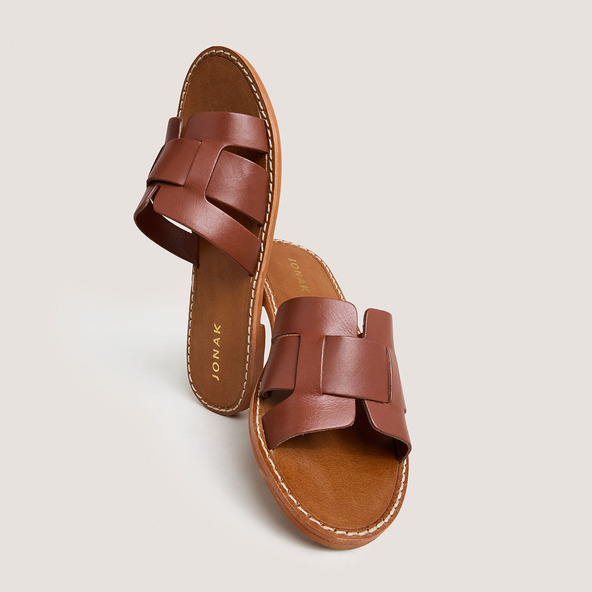 Flat sandals with wide straps in cognac leather | WILOU