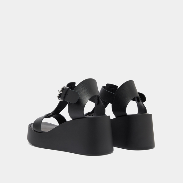 Wedge sandals with adjustable buckles in black leather | ESTELLE