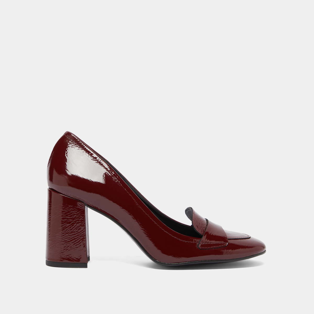 Mocassins &agrave; talons et bouts carr&eacute;s in burgundy pleated patent | BISE