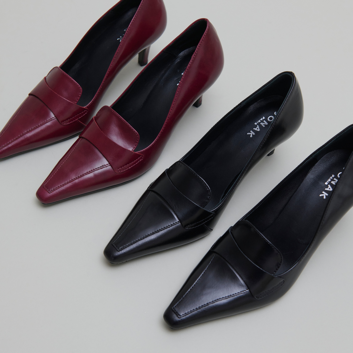 Escarpins à pattes in black leather | BLONDIE