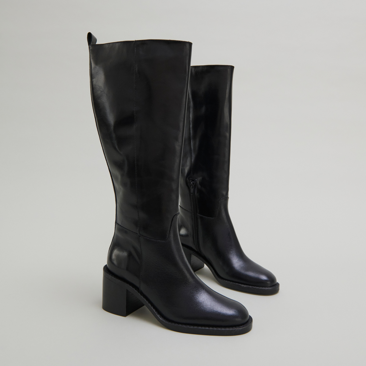 Knee-high boots in black leather calf size M | BONNIE