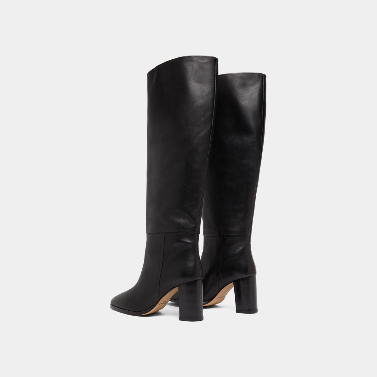Bottes hautes à bouts arrondis in black leather | VENTURA