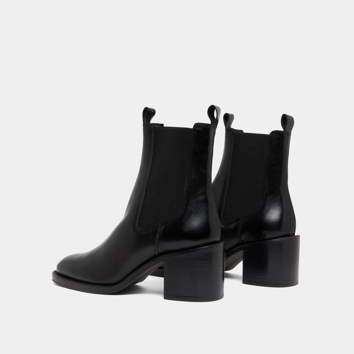 Bottines à talons et élastiques in black leather | BERTILLE
