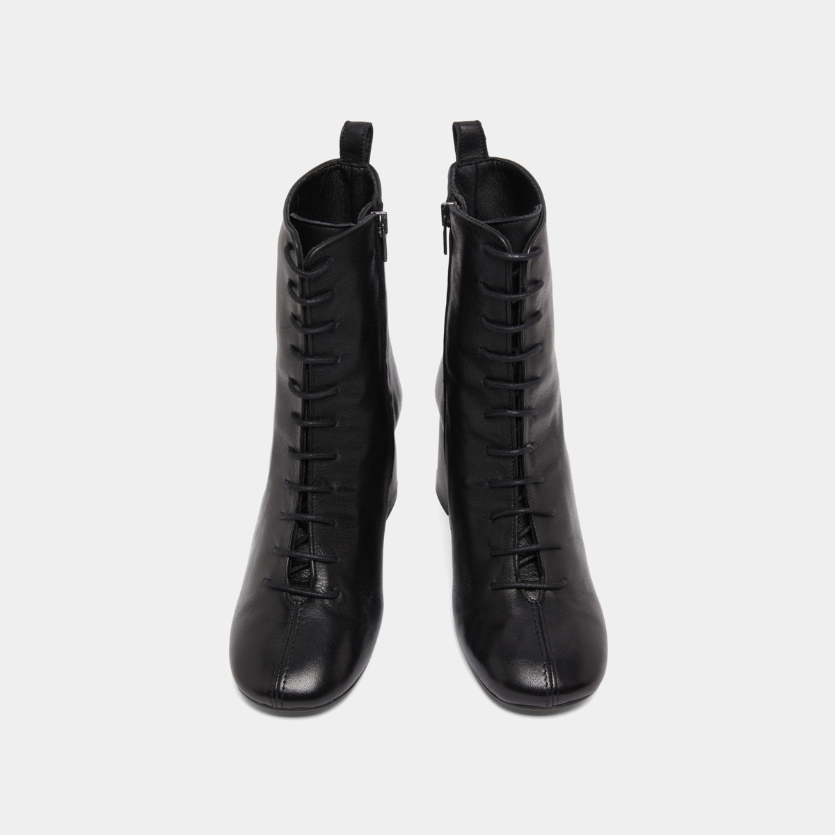 Bottines &agrave; talons et &agrave; lacets in black leather | BOSE